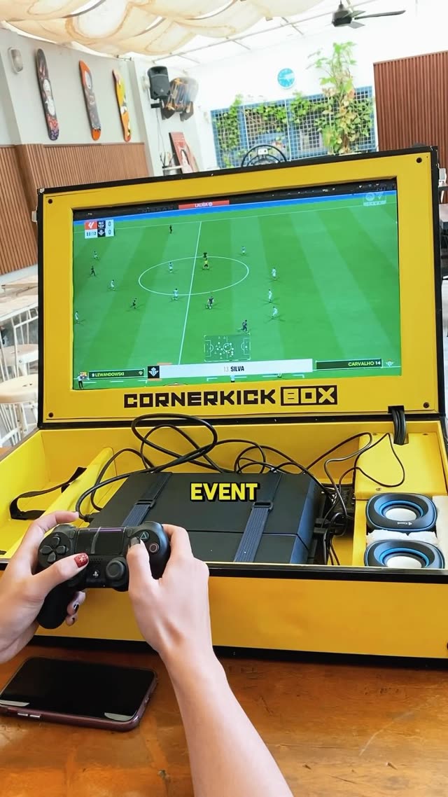 Iklan cornerkickgames sewa Playstation Box portable